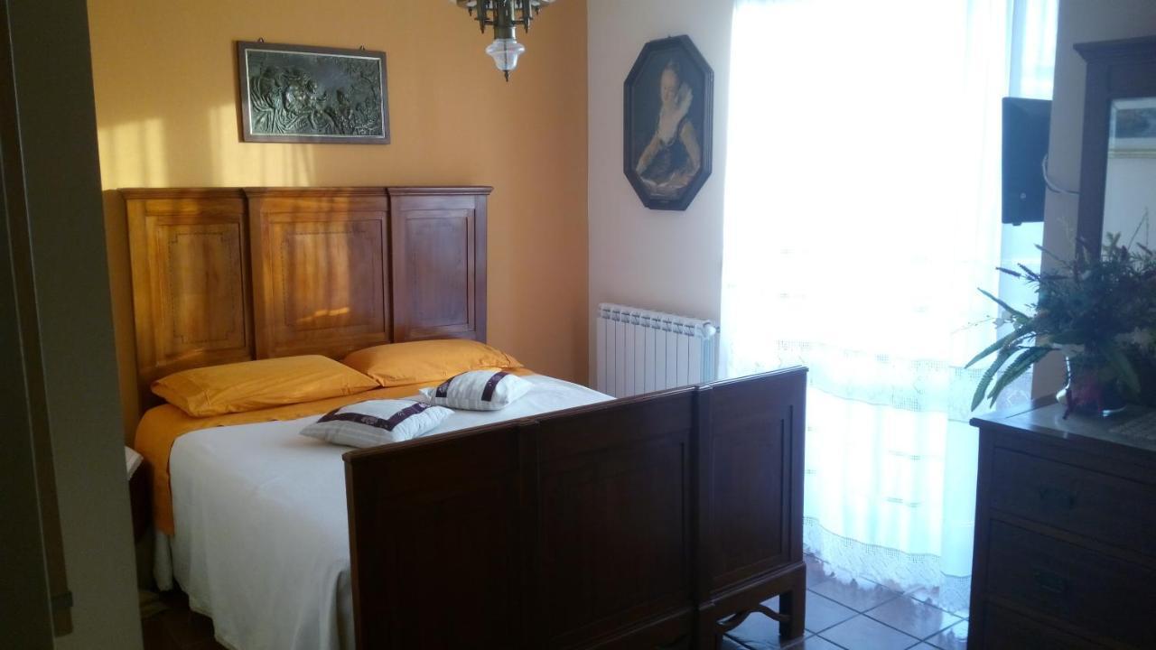 B&B Villa Carmen Сант'Алессіо-Сікуло Екстер'єр фото