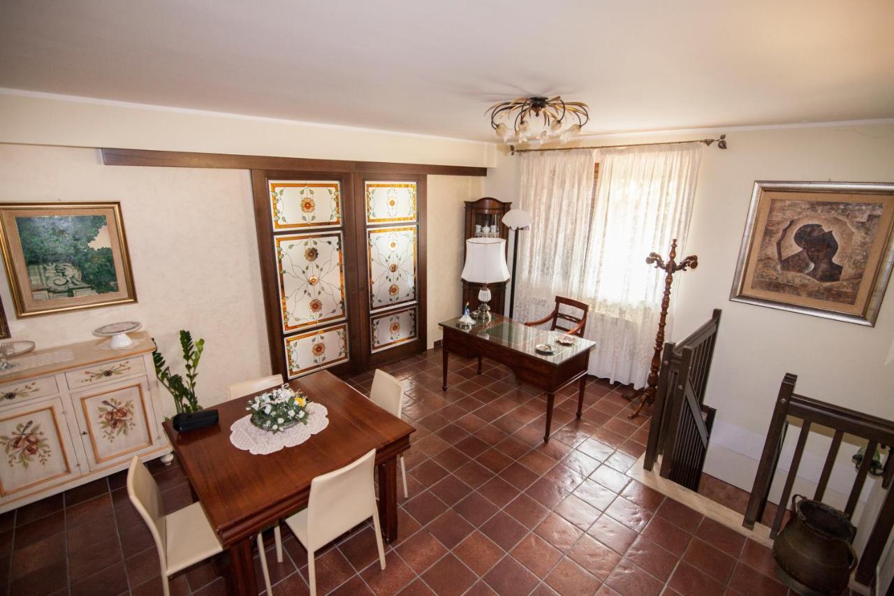 B&B Villa Carmen Сант'Алессіо-Сікуло Екстер'єр фото