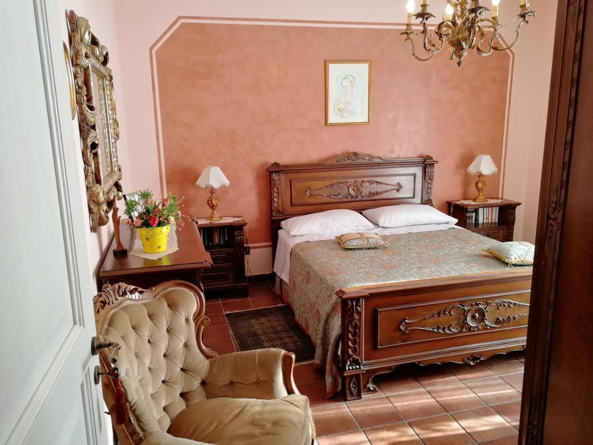 B&B Villa Carmen Сант'Алессіо-Сікуло Екстер'єр фото